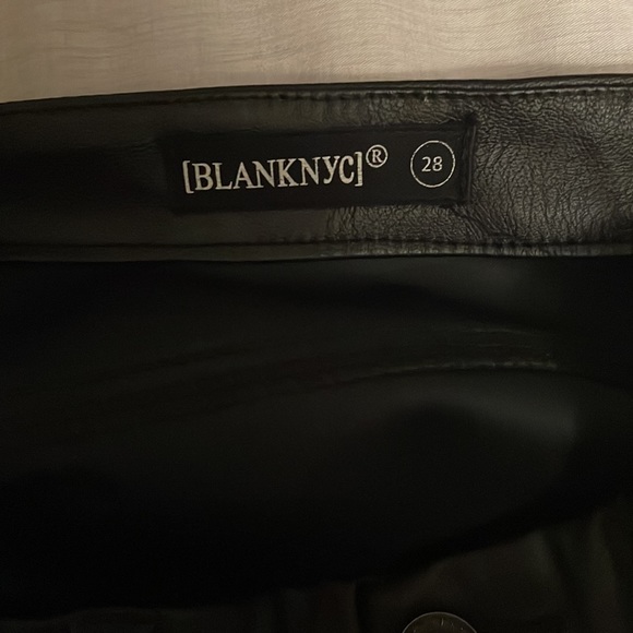 BLANK NYC THE BOND MID-RISE SKINNY IN SPOILER ALERT - Picture 9 of 9